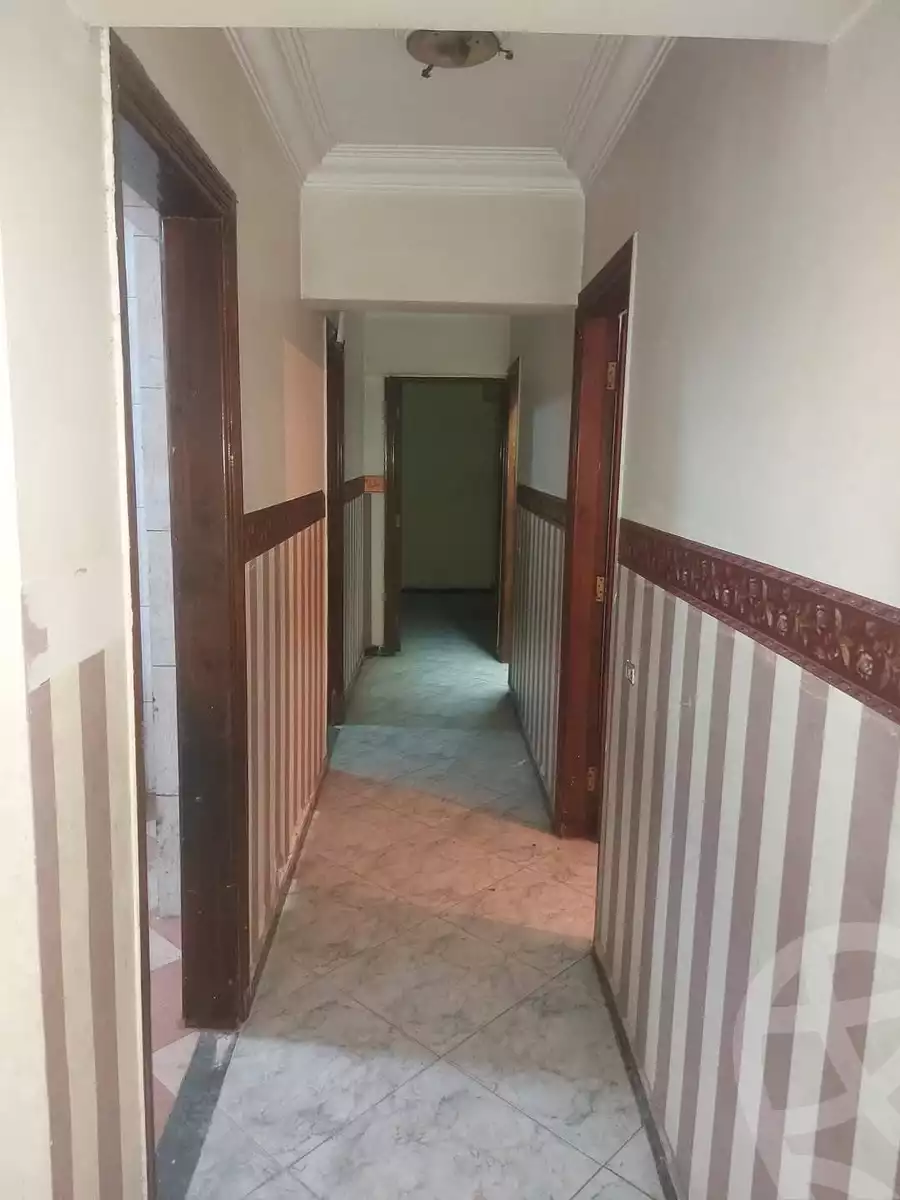 https://aqarmap.com.eg/en/listing/5836945-for-sale-cairo-helwan-helwan-el-sharkeya-khesro-basha-st