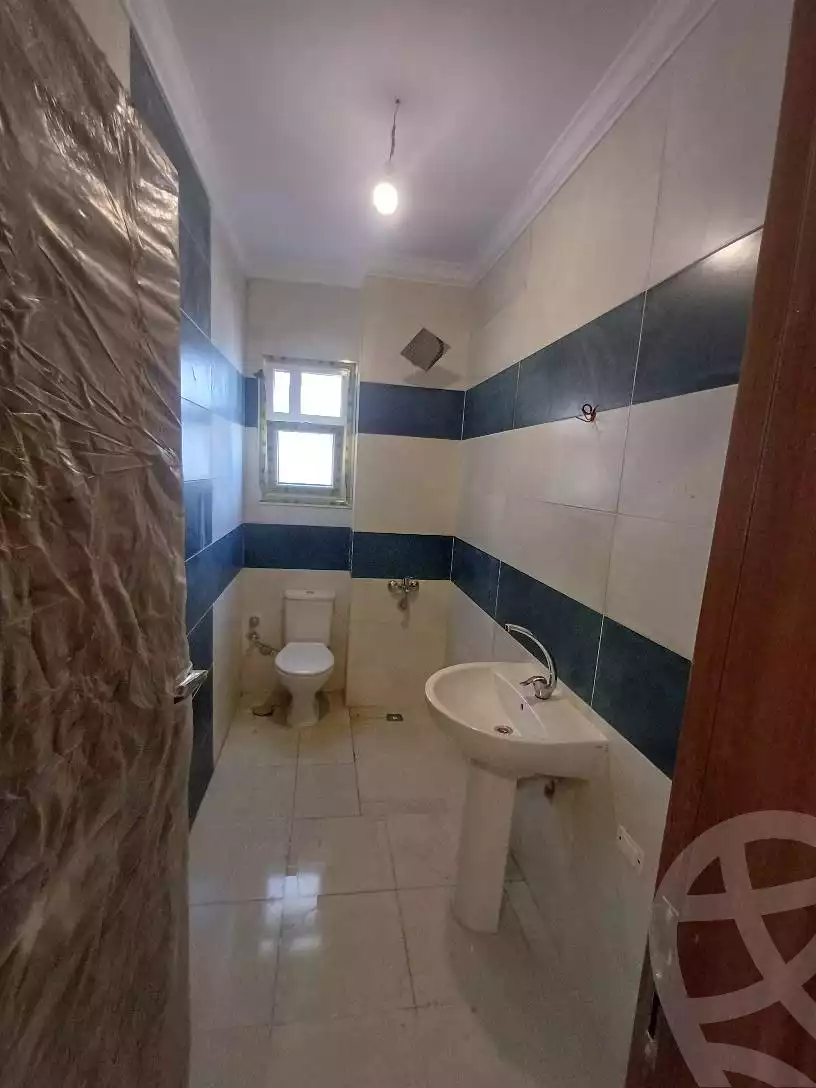 https://aqarmap.com.eg/ar/listing/5839126-for-rent-cairo-mokattam-lhdb-l-ly