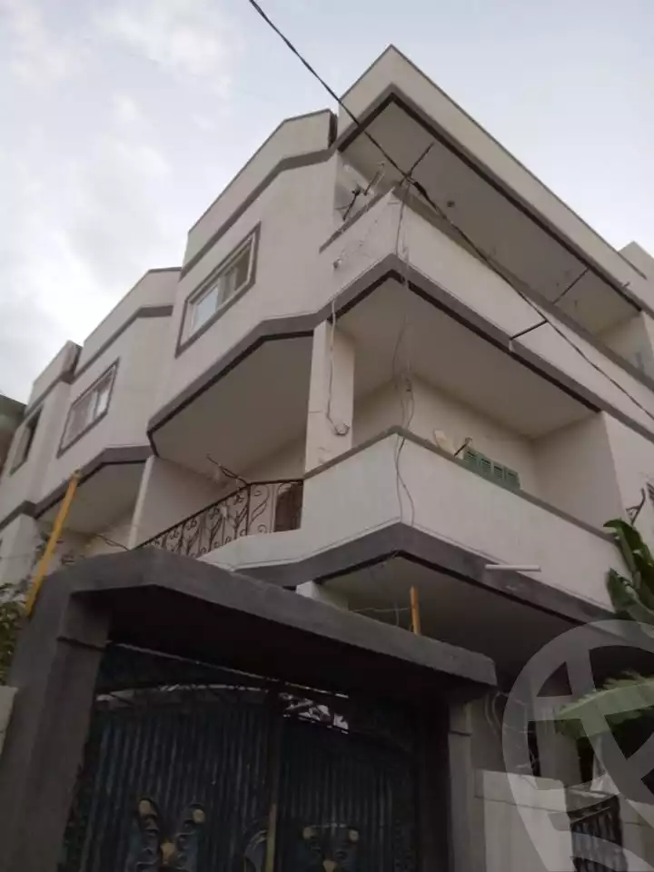 https://aqarmap.com.eg/en/listing/5840677-for-sale-cairo-faisal-kafr-tohormos-queen-nazli-st
