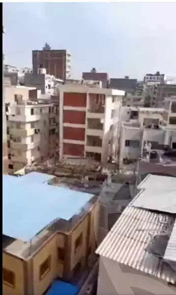 https://aqarmap.com.eg/ar/listing/5840972-for-sale-alexandria-l-jmy-lbytsh-el-zohour-st