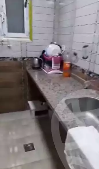 https://aqarmap.com.eg/ar/listing/5840972-for-sale-alexandria-l-jmy-lbytsh-el-zohour-st