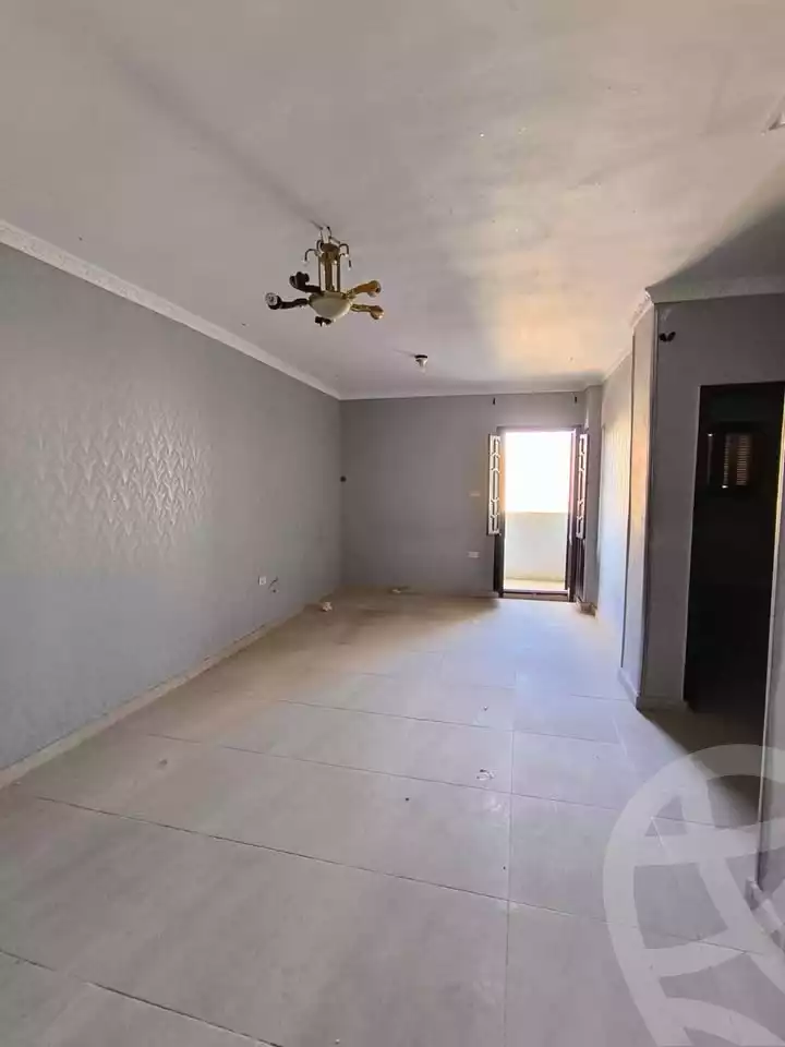 https://aqarmap.com.eg/ar/listing/5841016-for-sale-alexandria-l-jmy-el-hanouvel-el-hag-radwan-mosque-st