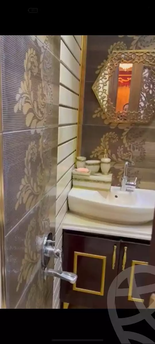 https://aqarmap.com.eg/en/listing/5841068-for-sale-cairo-new-cairo-el-ahyaa-third-neighborhood-street-1