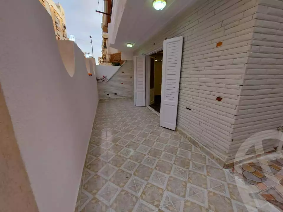 https://aqarmap.com.eg/ar/listing/5841350-for-sale-alexandria-l-jmy-shataa-el-nakheel