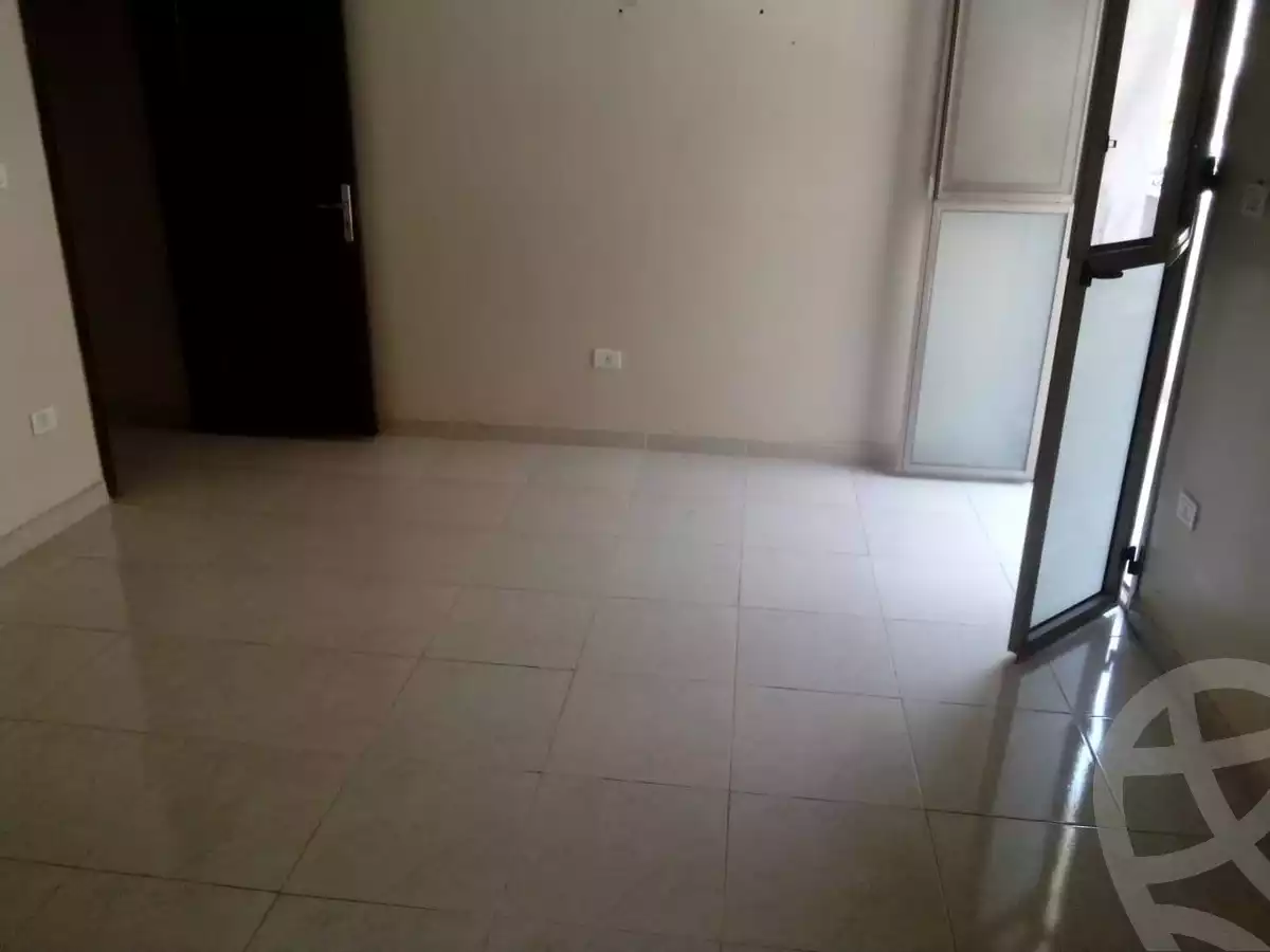 https://aqarmap.com.eg/en/listing/5841570-for-rent-alexandria-l-jmy-el-kilo-21