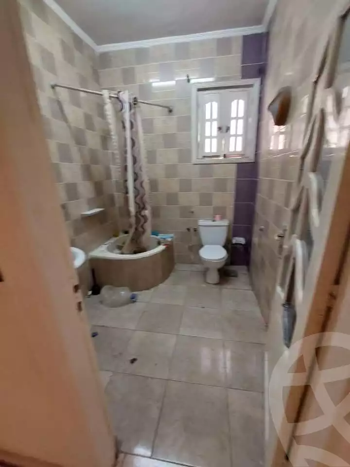 https://aqarmap.com.eg/ar/listing/5844925-for-sale-cairo-mokattam-el-hadabah-el-wosta-el-mantaqa-el-rabaa-al-gamea-al-haditha-st