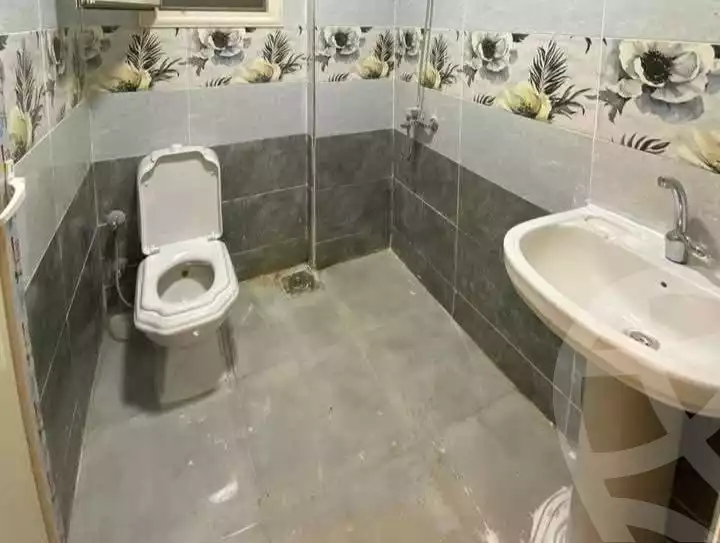 https://aqarmap.com.eg/en/listing/5845392-for-sale-alexandria-l-jmy-lbytsh-ibrahim-othman-st