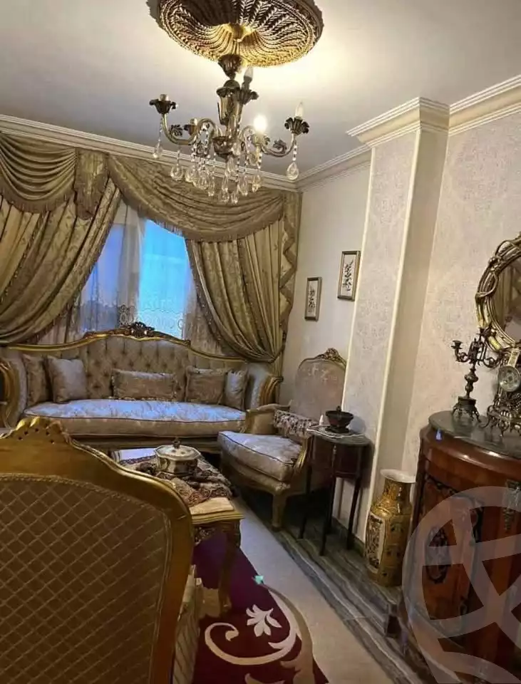 https://aqarmap.com.eg/en/listing/5846861-for-sale-alexandria-camp-cesar-oonis-st