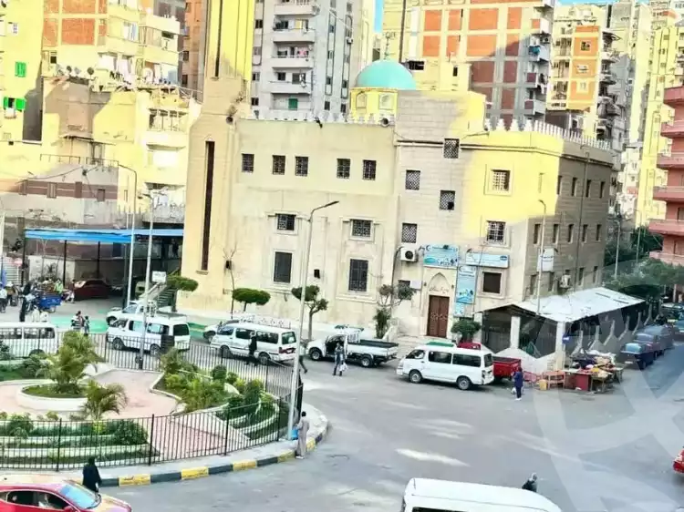 https://aqarmap.com.eg/en/listing/5831742-for-sale-alexandria-el-mandara-shr-jml-bd-lnsr