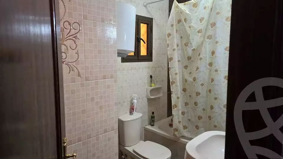 https://aqarmap.com.eg/ar/listing/5848444-for-sale-alexandria-lqbry
