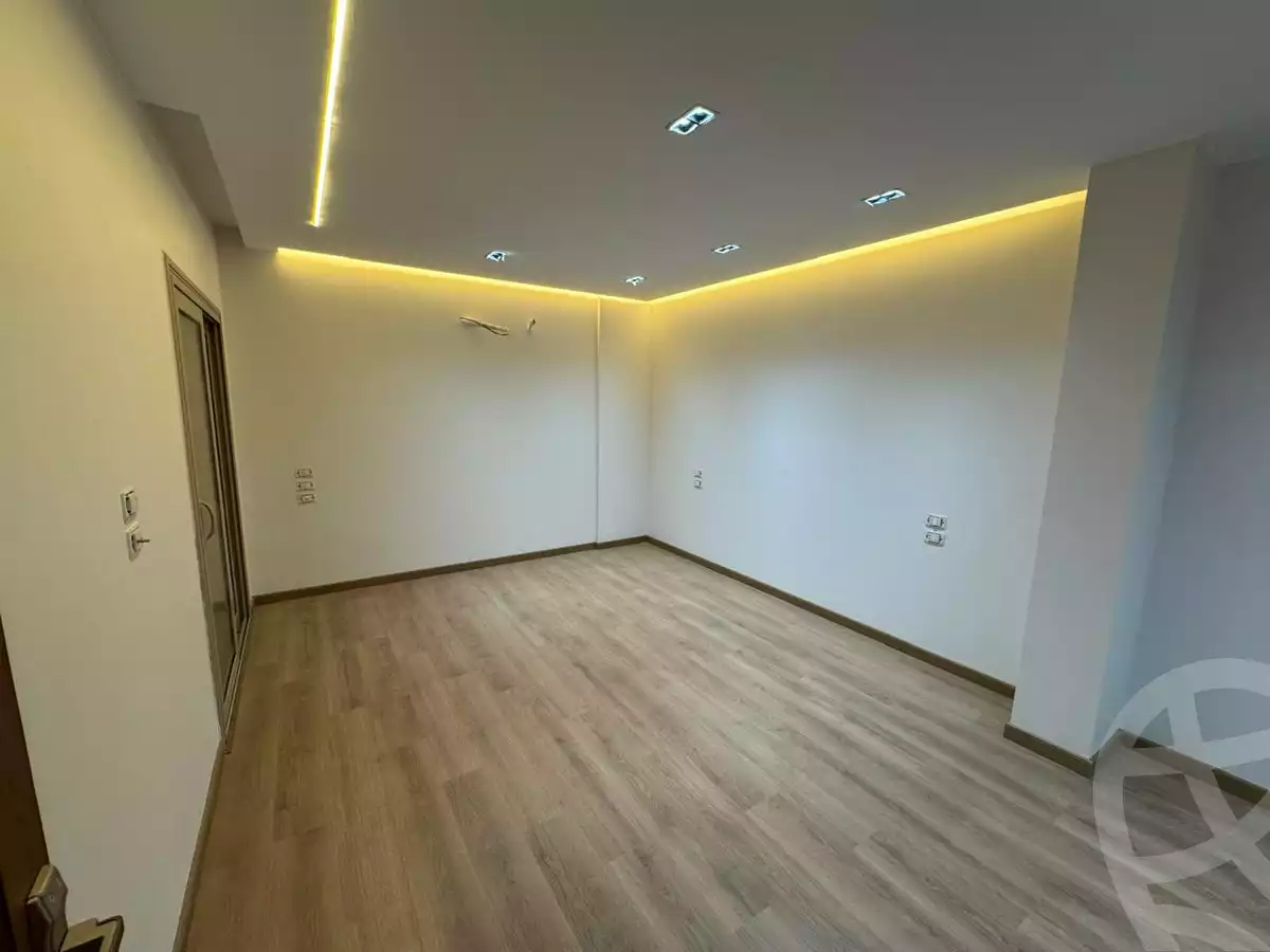 https://aqarmap.com.eg/en/listing/5849177-for-sale-cairo-new-cairo-compounds-galleria-mall-arabia