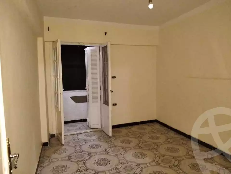 https://aqarmap.com.eg/en/listing/5849570-for-rent-alexandria-l-jmy-el-kilo-21