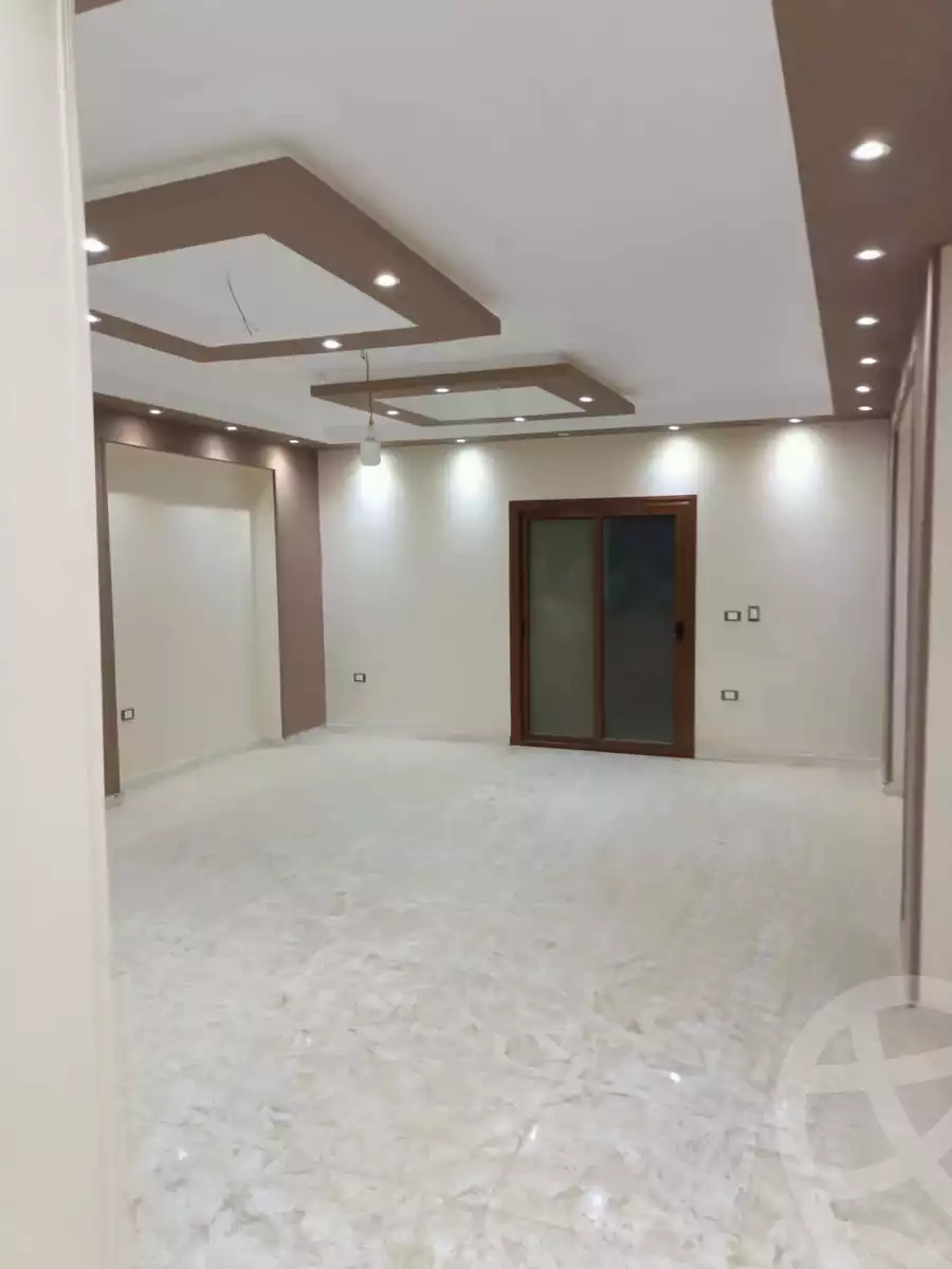 https://aqarmap.com.eg/ar/listing/5849854-for-rent-cairo-helwan-kwrnysh-hlwn