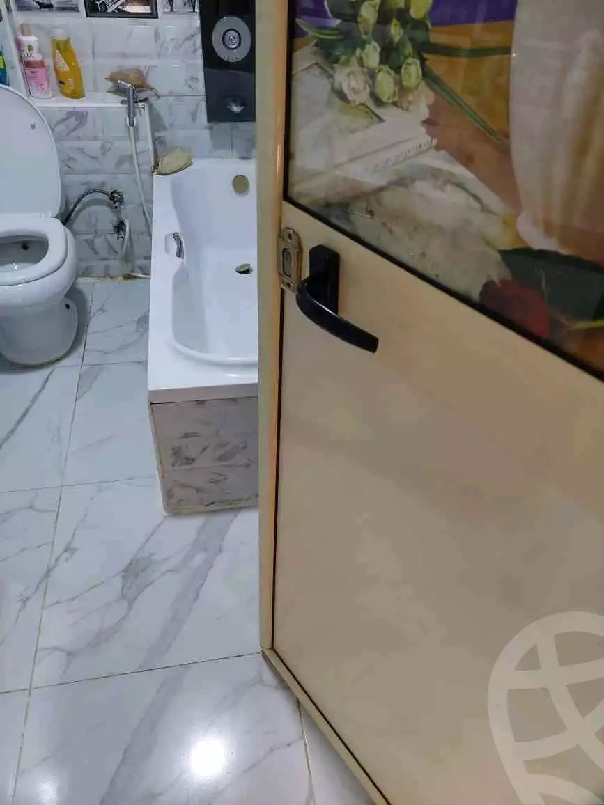 https://aqarmap.com.eg/en/listing/5850210-for-sale-alexandria-l-jmy-lbytsh-al-nouqrashi-st
