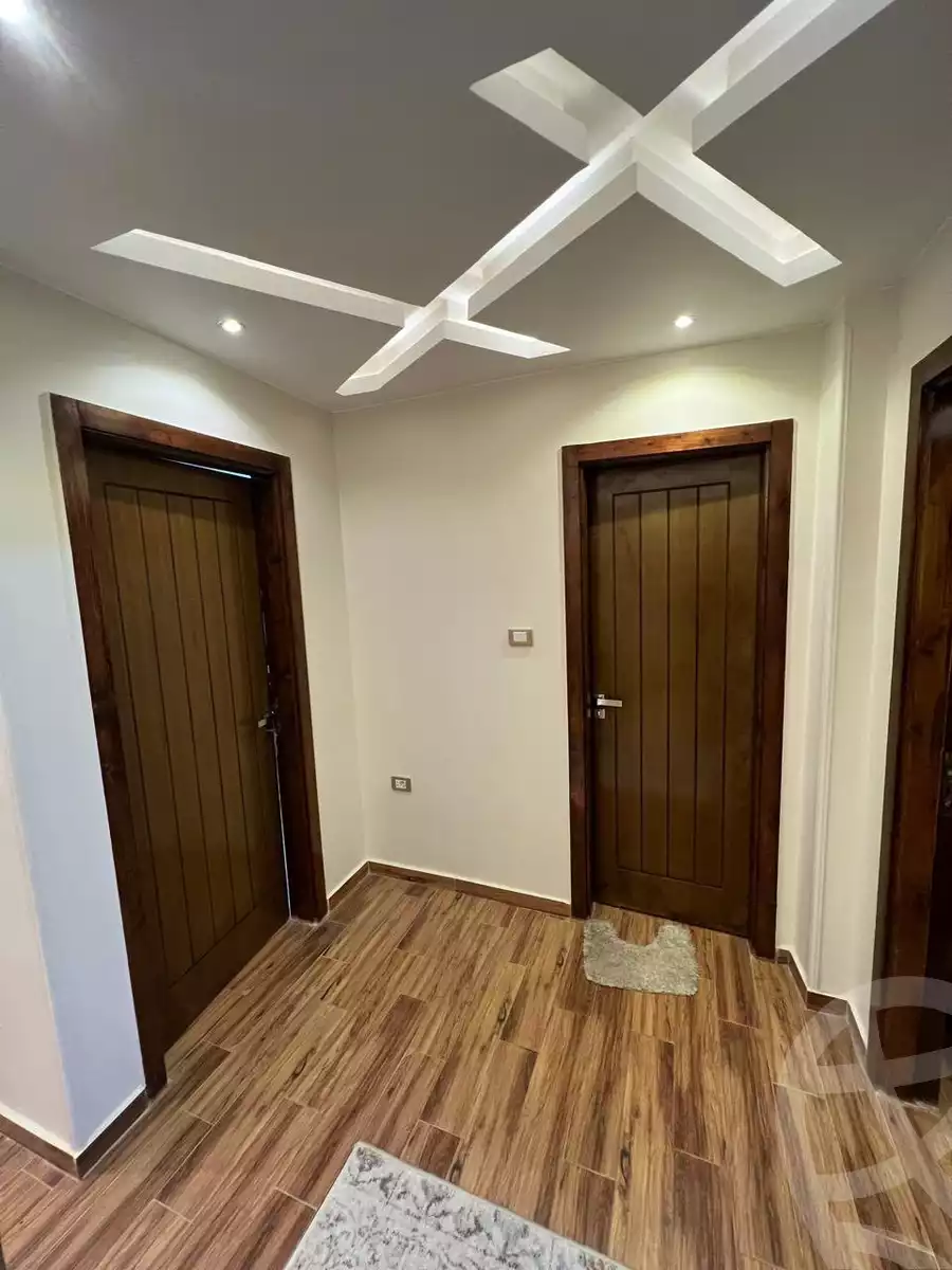 https://aqarmap.com.eg/en/listing/5851457-for-sale-cairo-helwan-hadayek-helwan-el-eshrein-st