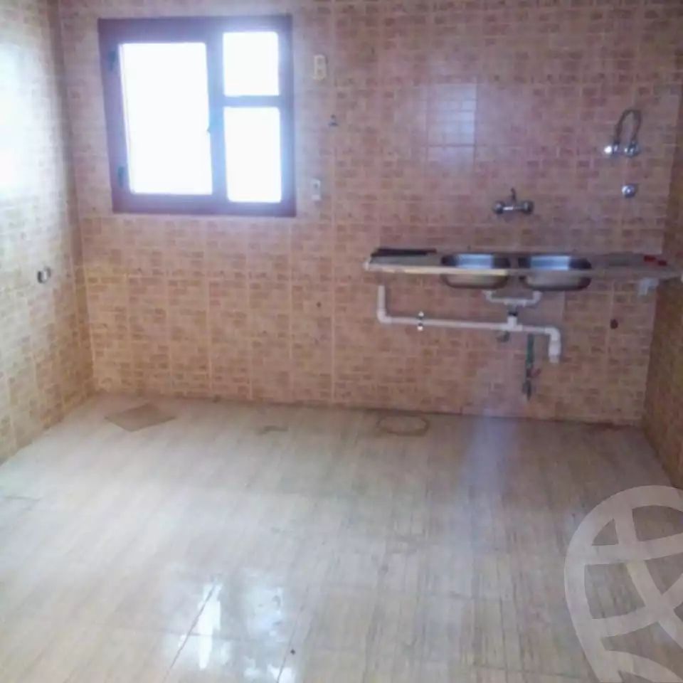 https://aqarmap.com.eg/en/listing/5852668-for-sale-cairo-mokattam-lhdb-l-ly-street-83