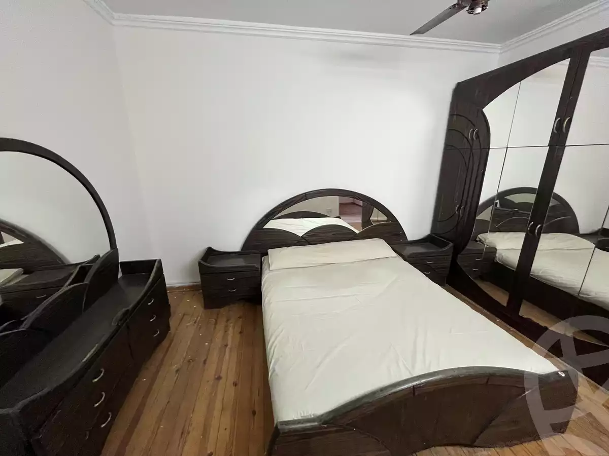 https://aqarmap.com.eg/en/listing/5853682-for-rent-cairo-manial-manial-st