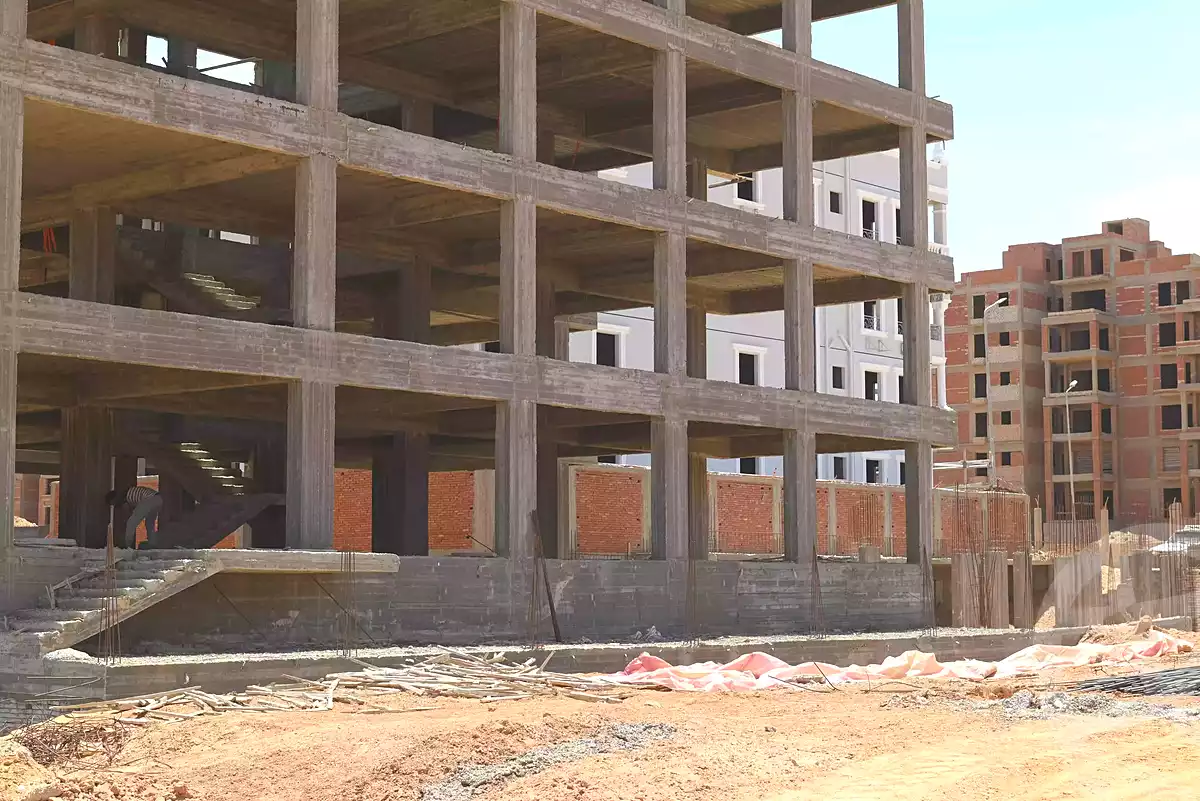 https://aqarmap.com.eg/ar/listing/5854713-for-sale-cairo-el-sheikh-zayed-city-lshykh-zyd-ljdyd-ridge-compound-al-oula