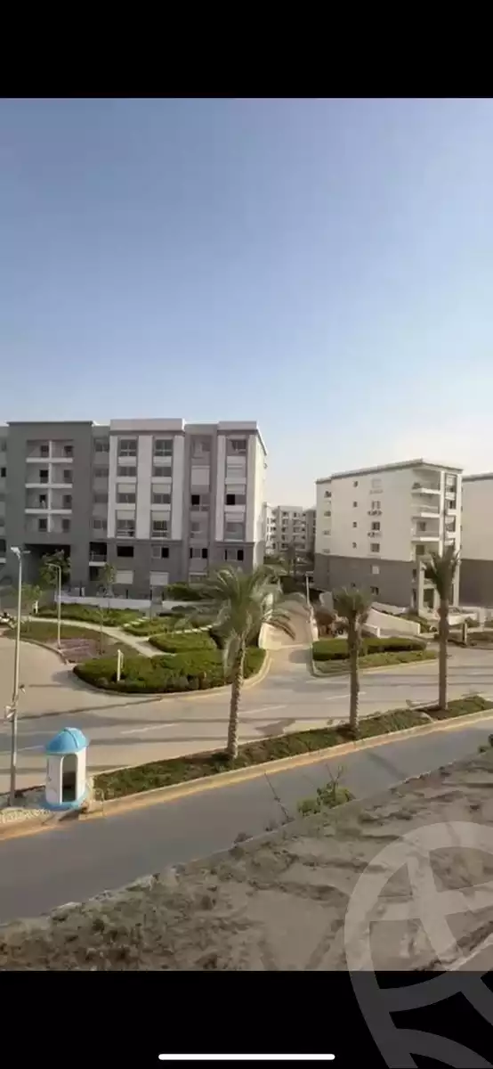 https://aqarmap.com.eg/ar/listing/5857421-for-sale-cairo-new-cairo-compounds-hyde-park-park-corner-hyde-park