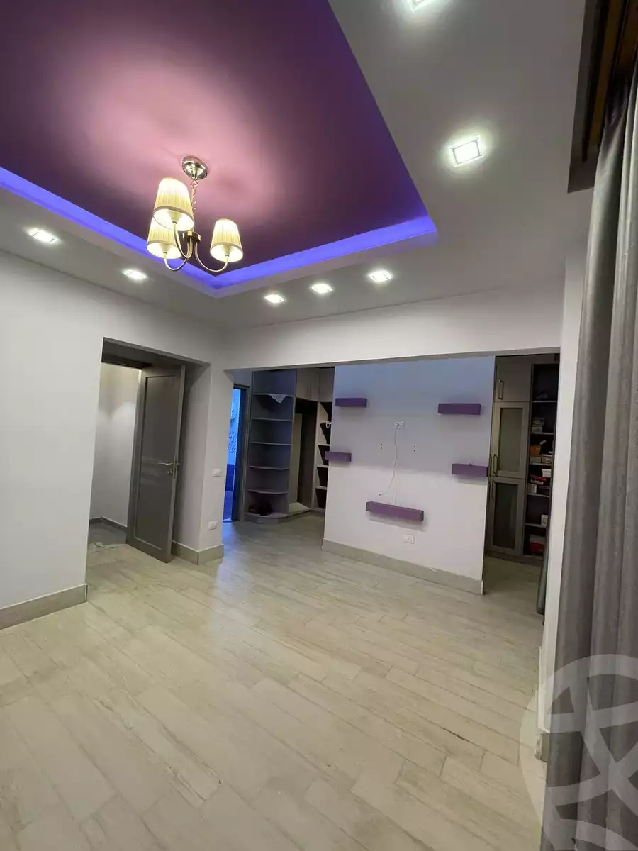 https://aqarmap.com.eg/en/listing/5857824-for-sale-cairo-6th-of-october-hadaeq-october-kmbwnd-fy-hdyq-ktwbr-raya-city