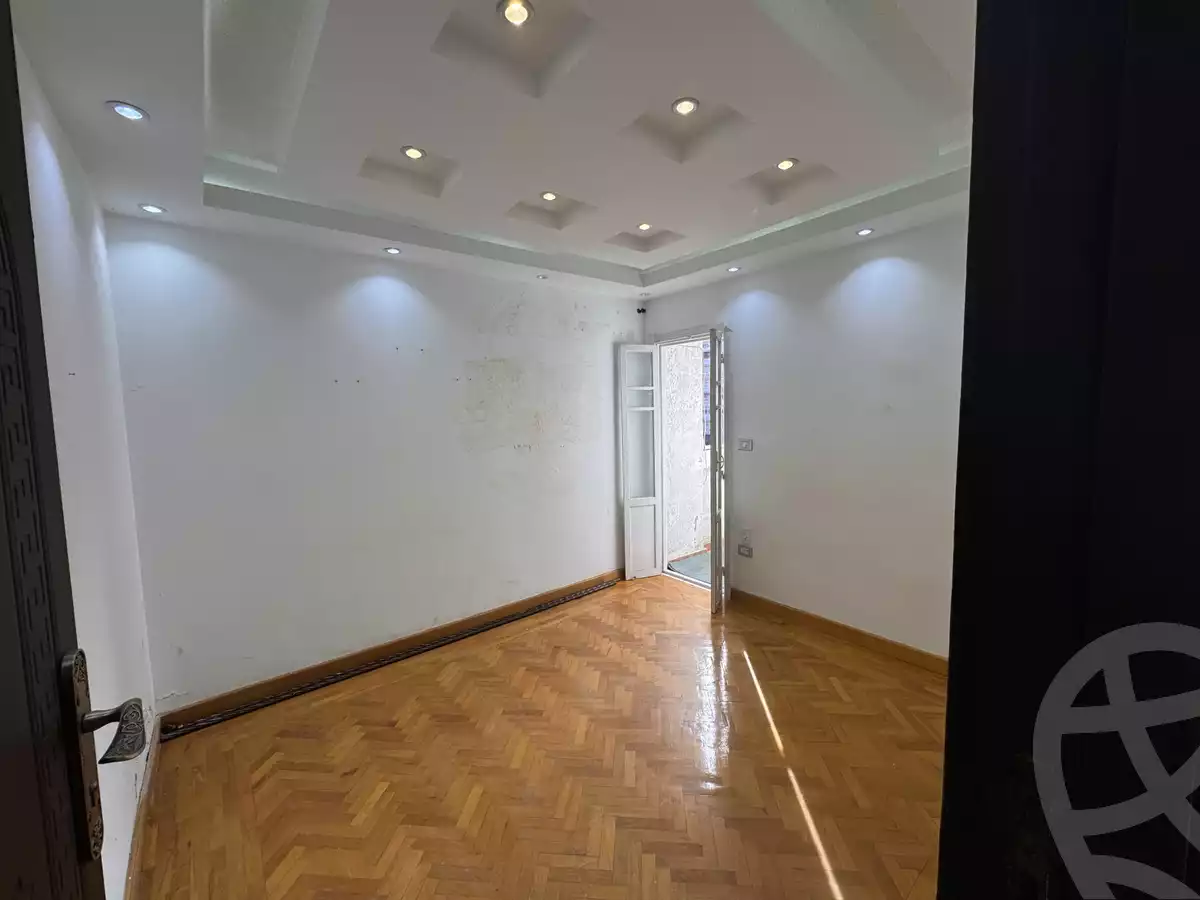 https://aqarmap.com.eg/ar/listing/5857519-for-rent-alexandria-sydy-bshr-sydy-bshr-bhry-mansour-el-qady-st