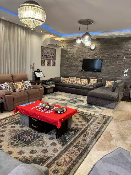 https://aqarmap.com.eg/en/listing/5859351-for-sale-cairo-new-cairo-el-yassamin-el-yasmeen-7-el-shaikh-hassan-mamoun-st