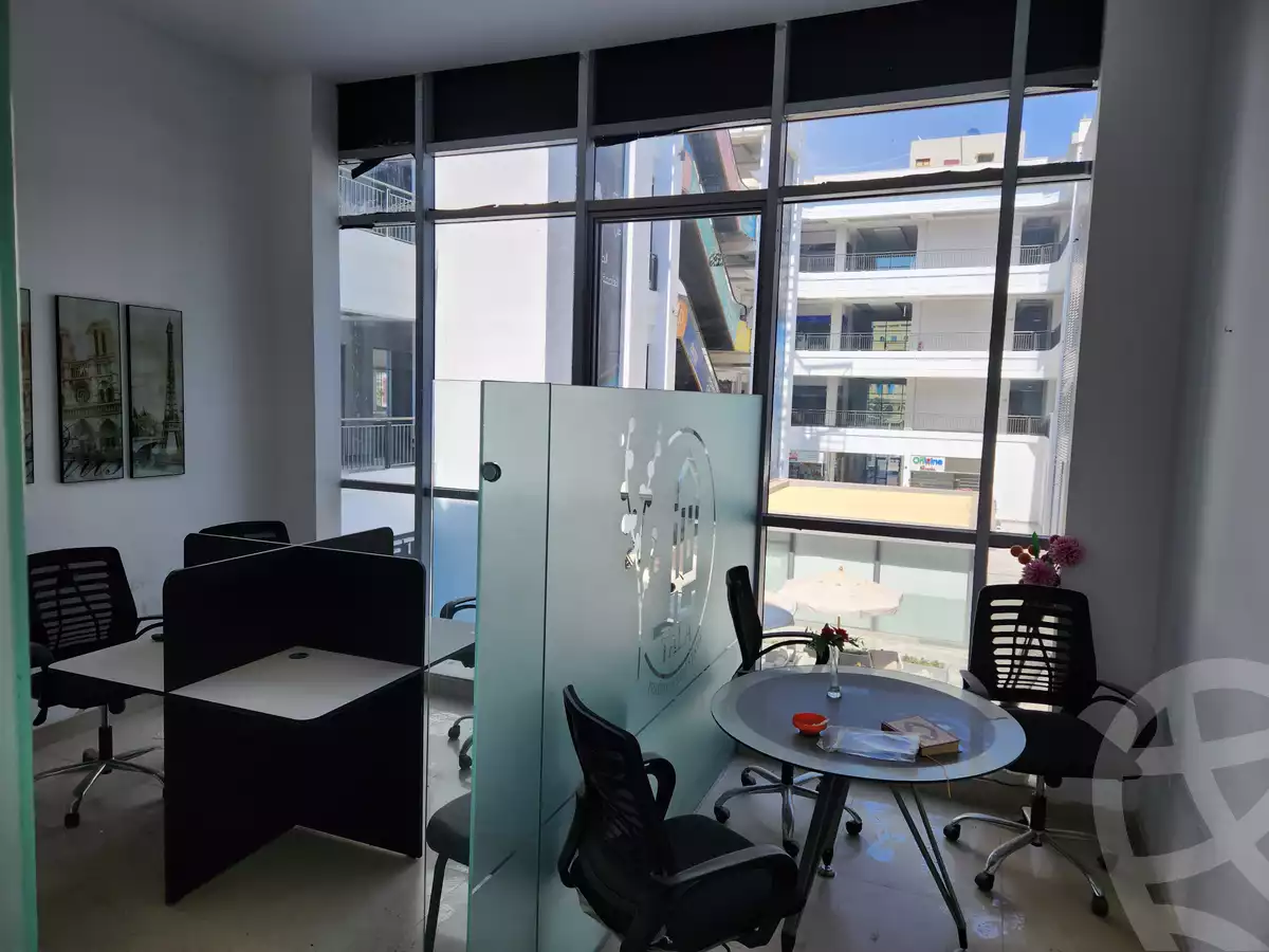 https://aqarmap.com.eg/ar/listing/5859932-for-sale-cairo-new-cairo-90th-street-south-teseen-st