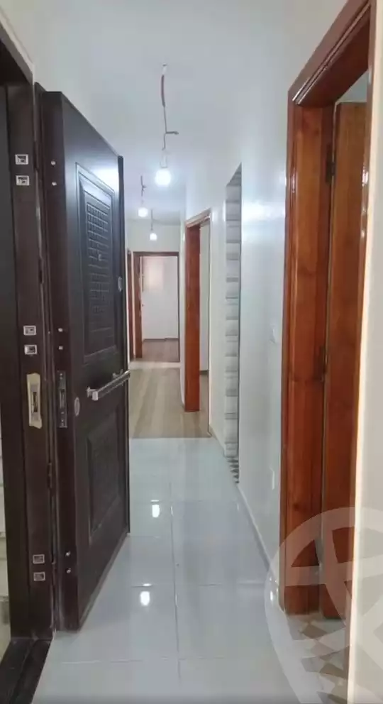 https://aqarmap.com.eg/ar/listing/5860708-for-rent-cairo-ain-shams-jsr-lswys