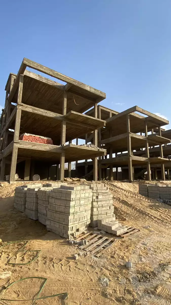 https://aqarmap.com.eg/en/listing/5695733-for-sale-cairo-el-sheikh-zayed-city-lshykh-zyd-ljdyd-dh-yrd-fyl-blmyr-llttwyr-l-qry