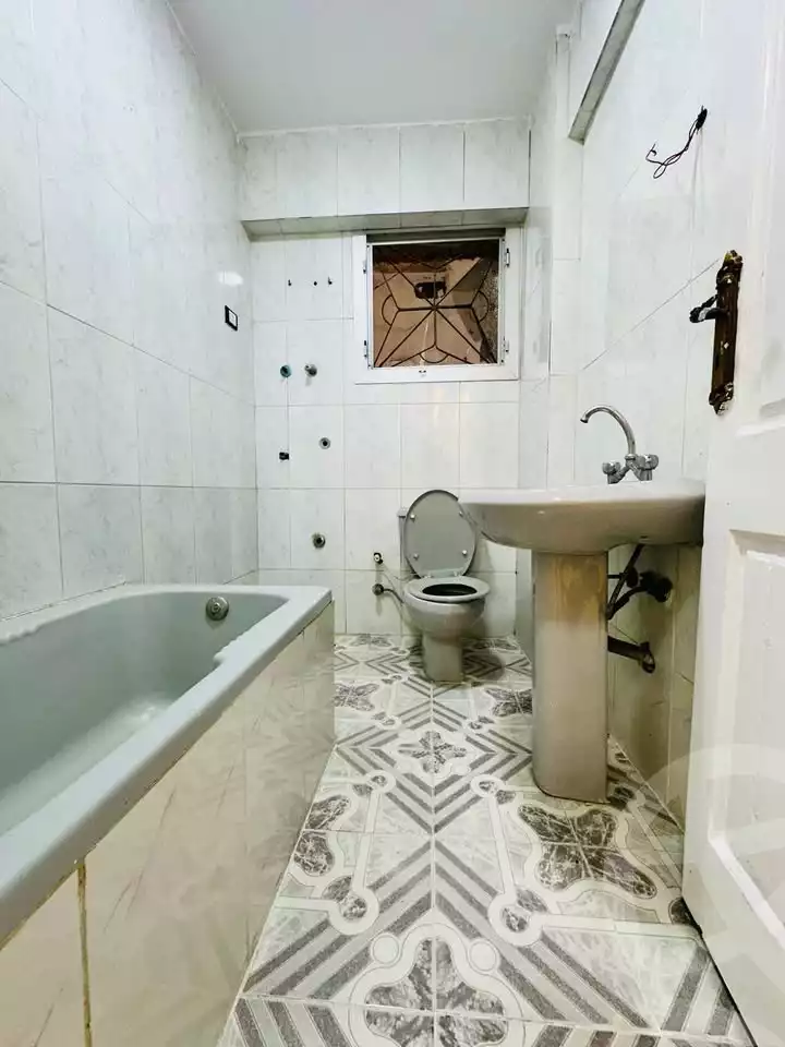 https://aqarmap.com.eg/en/listing/5862210-for-sale-alexandria-l-jmy-shataa-el-nakheel
