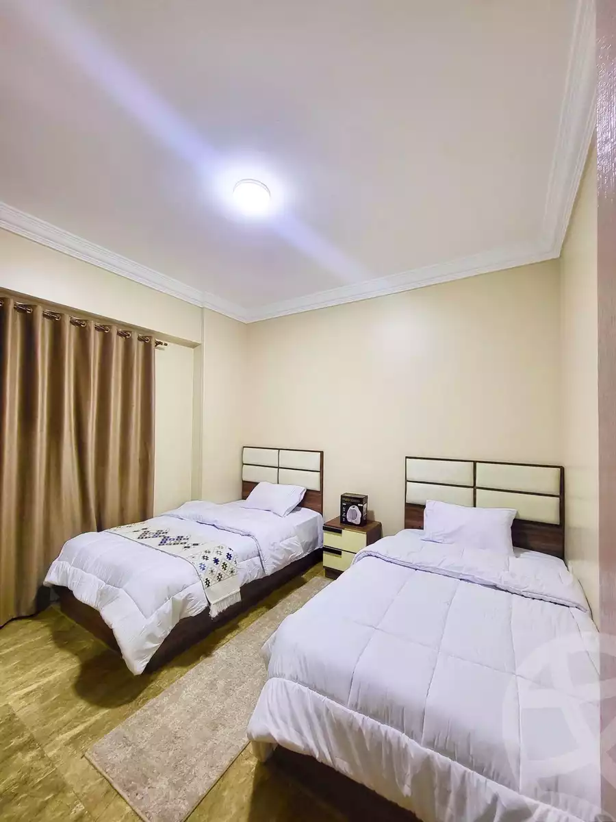 https://aqarmap.com.eg/en/listing/5863142-for-rent-cairo-new-cairo-compounds-el-mostashareen-compound
