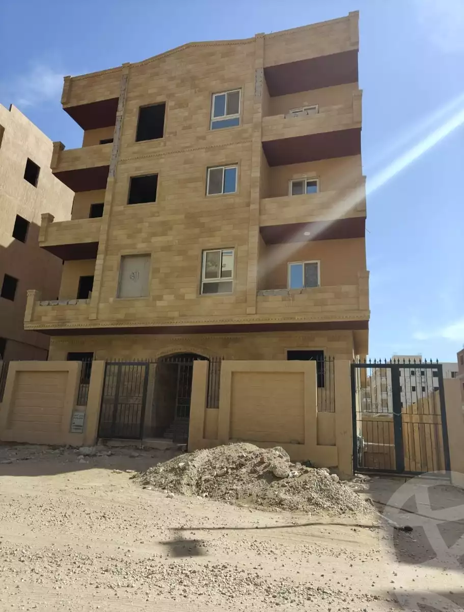 https://aqarmap.com.eg/en/listing/5864809-for-sale-cairo-badr-city-hai-el-ashgar-featured-neighborhood-bait-el-watan-rd