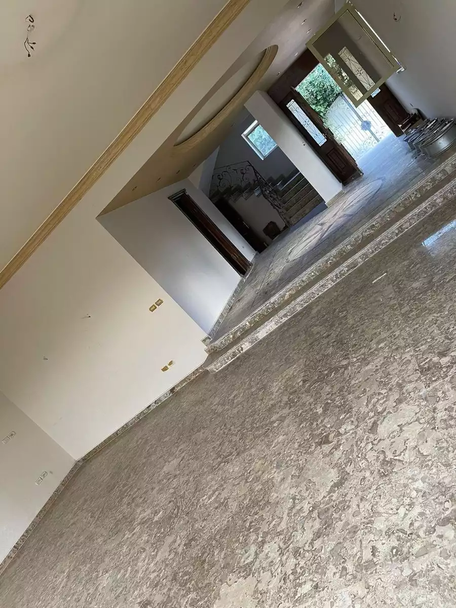 https://aqarmap.com.eg/en/listing/5868083-for-sale-cairo-el-sheikh-zayed-city-compounds-hadayek-el-mohandiseen