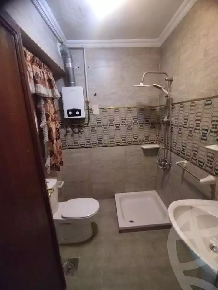 https://aqarmap.com.eg/en/listing/5868850-for-rent-cairo-mokattam-el-hadabah-el-wosta-rd-lmbhth