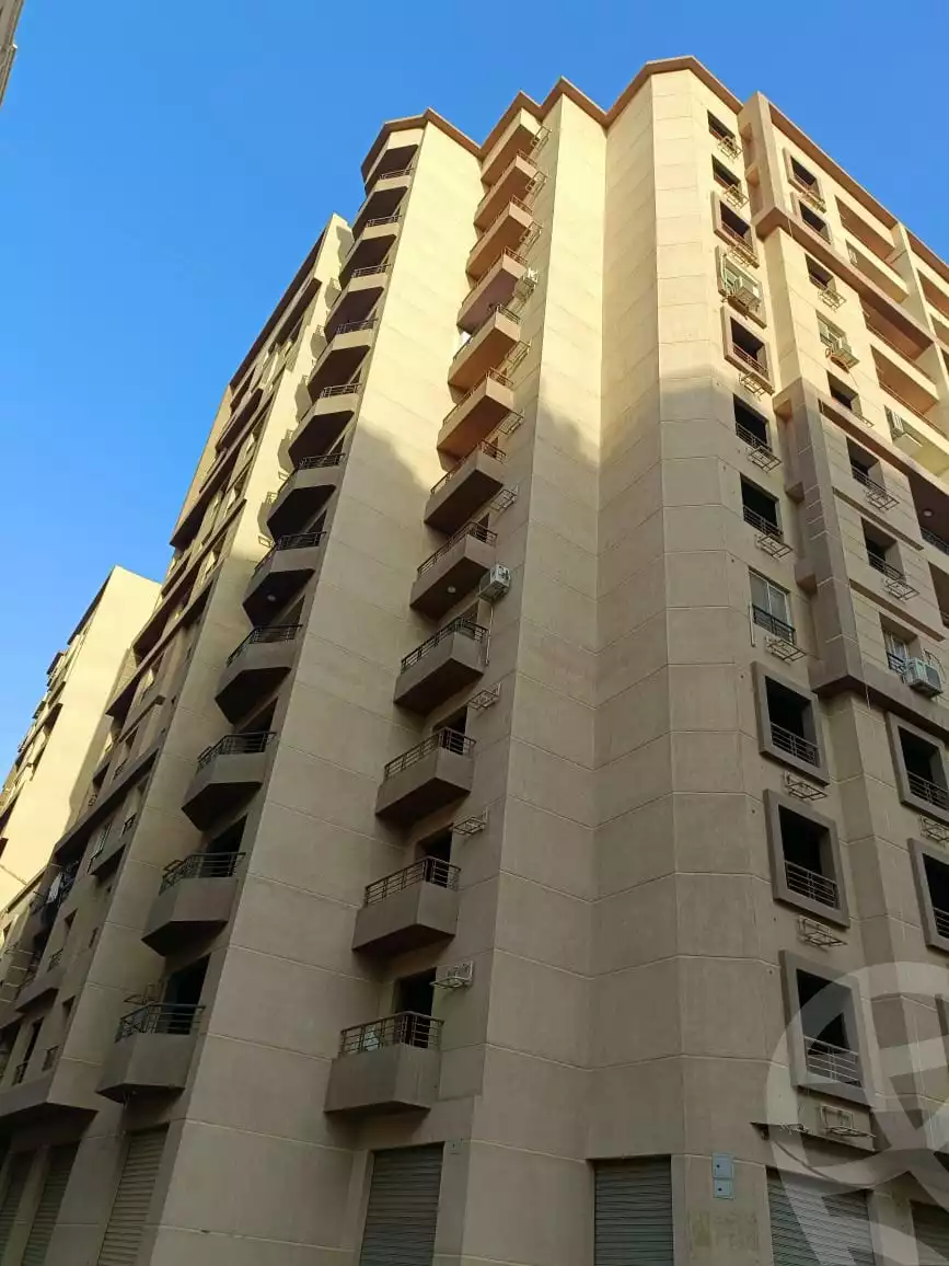 https://aqarmap.com.eg/ar/listing/5868855-for-sale-cairo-el-maadi-zahraa-el-maadi-brj-lysmyn