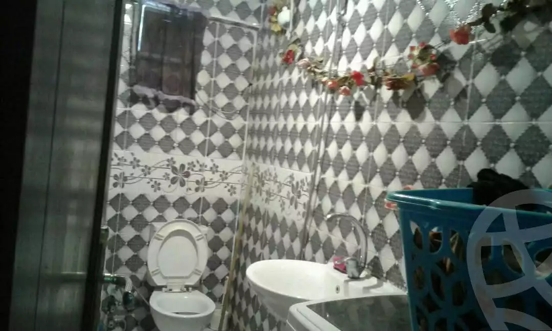 https://aqarmap.com.eg/ar/listing/5869227-for-sale-alexandria-l-jmy-bw-ywsf-el-forn-st