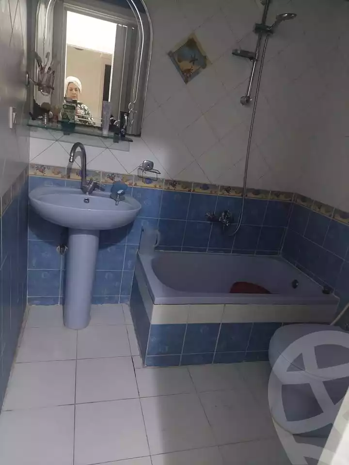 https://aqarmap.com.eg/en/listing/5869948-for-sale-cairo-mokattam-lhdb-l-ly-el-madina-el-monawara-st