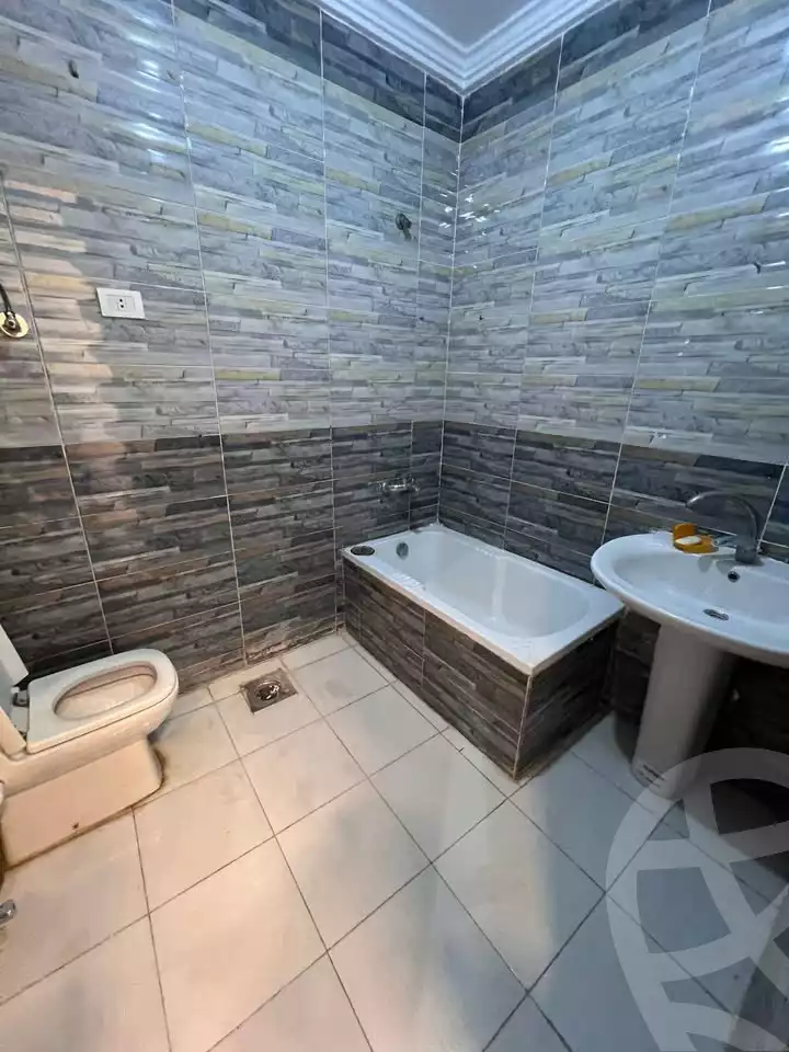 https://aqarmap.com.eg/ar/listing/5870300-for-sale-alexandria-l-jmy-shataa-el-nakheel-street-57