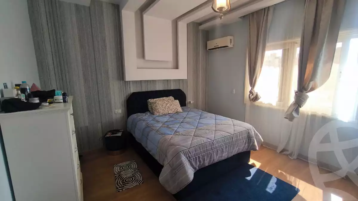 https://aqarmap.com.eg/en/listing/5870700-for-rent-cairo-new-cairo-compounds-les-rois