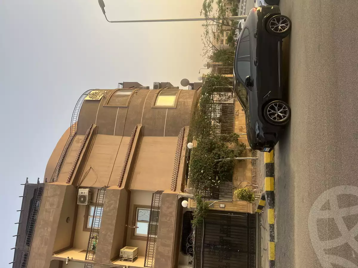 https://aqarmap.com.eg/en/listing/5871316-for-sale-cairo-new-cairo-first-settlement-neighbourhood-10