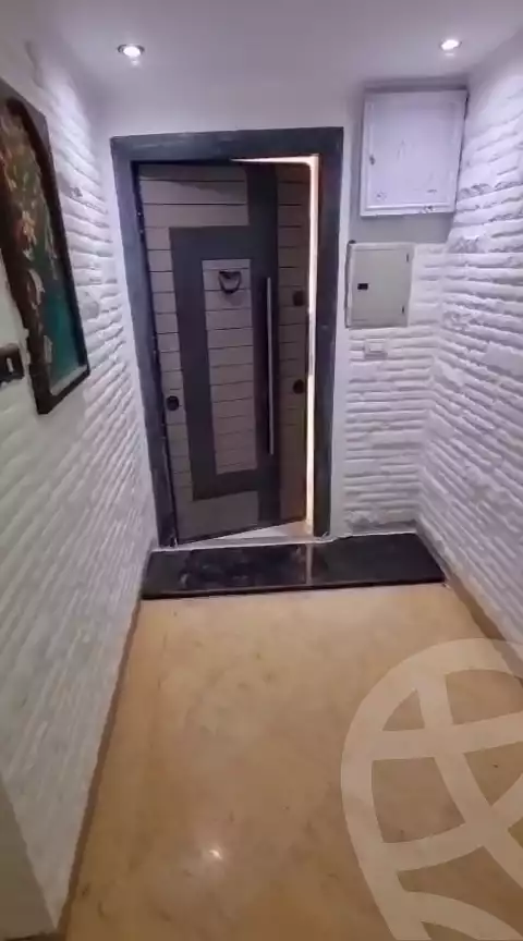 https://aqarmap.com.eg/en/listing/5871399-for-sale-cairo-el-mohandesen-shareaa-shehab