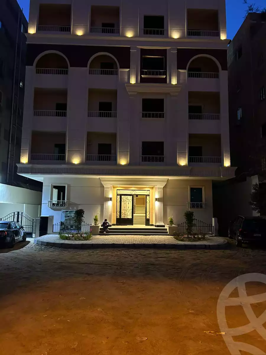 https://aqarmap.com.eg/en/listing/5872153-for-sale-cairo-mokattam-el-hadabah-el-wosta-7th-zone-abu-bakr-elsedeek-st