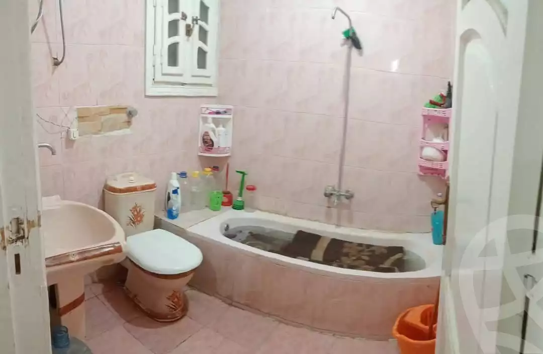 https://aqarmap.com.eg/en/listing/5874216-for-sale-alexandria-l-jmy-el-hanouvel-el-hag-radwan-mosque-st