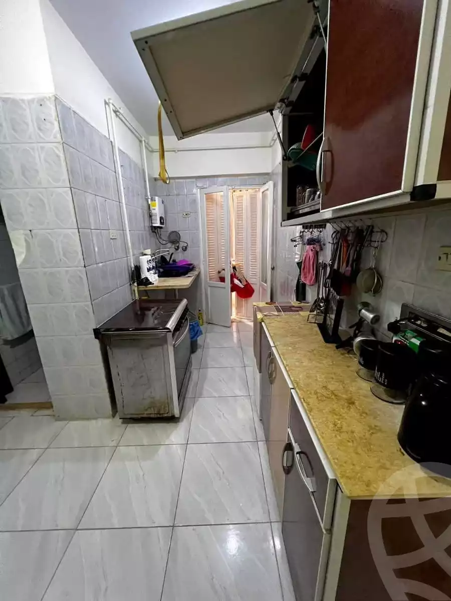 https://aqarmap.com.eg/en/listing/5874791-for-sale-alexandria-l-jmy-el-hanouvel-el-kholafaa-el-rashdeen-st