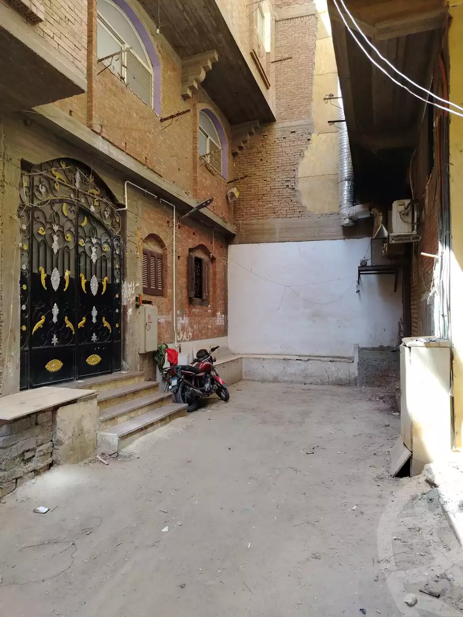 https://aqarmap.com.eg/ar/listing/5874796-for-sale-cairo-kirdasah-saft-el-laban