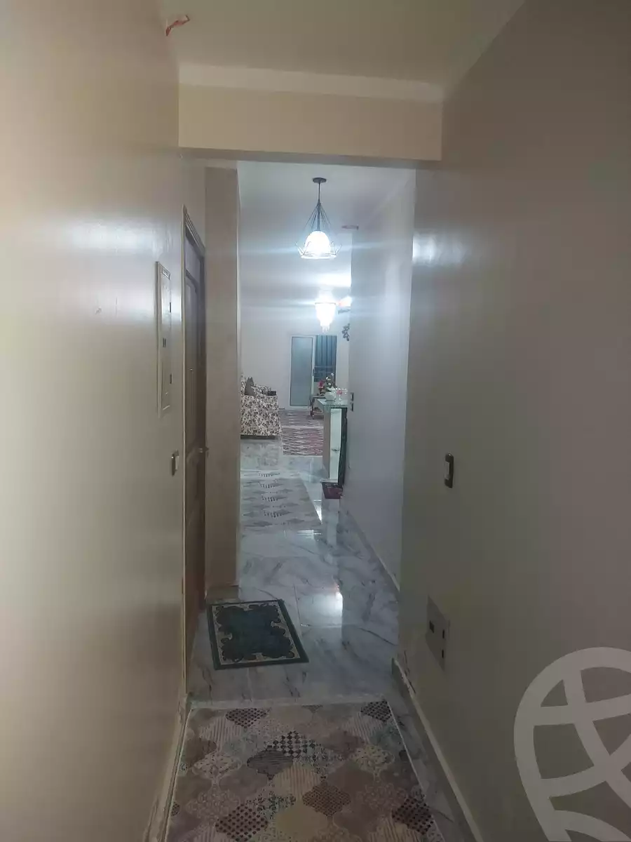 https://aqarmap.com.eg/ar/listing/5875170-for-sale-cairo-helwan-helwan-el-sharkeya-mostafa-safwat-st