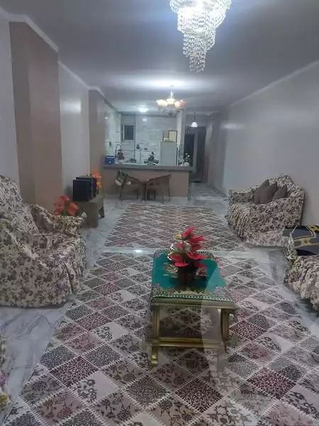 https://aqarmap.com.eg/ar/listing/5875170-for-sale-cairo-helwan-helwan-el-sharkeya-mostafa-safwat-st