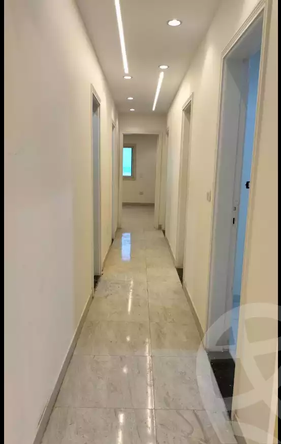 https://aqarmap.com.eg/ar/listing/5875344-for-sale-cairo-mokattam-lhdb-l-ly-shareaa-9