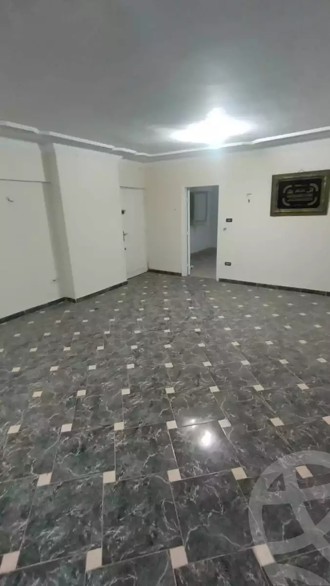 https://aqarmap.com.eg/en/listing/5875840-for-sale-cairo-helwan-helwan-el-sharkeya-mostafa-safwat-st