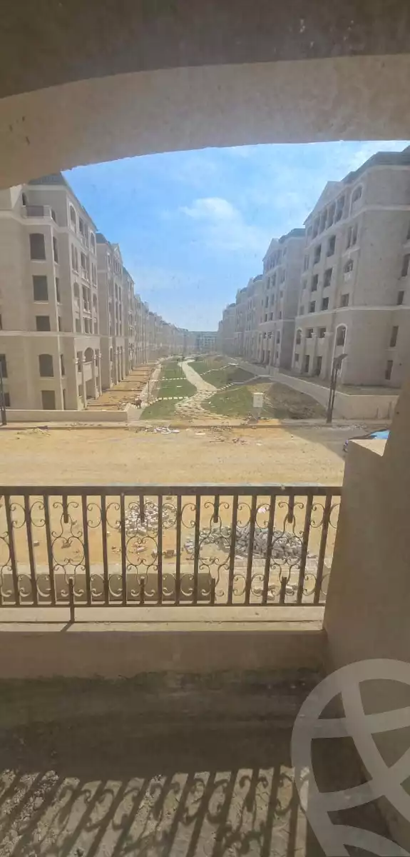 https://aqarmap.com.eg/en/listing/4944957-for-sale-cairo-new-administrative-capital-new-capital-compounds